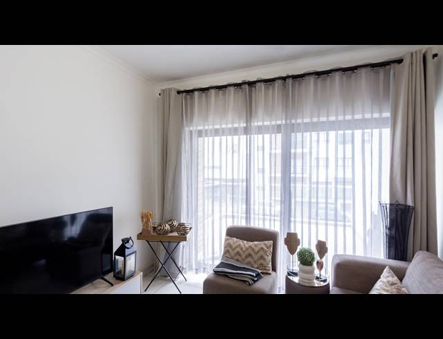 2 BEDROOM APARTMENT FOR SALE IN UMHLANGA RIDGE